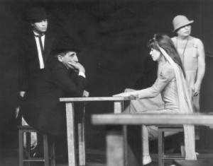  spektakl  „Nigdy tu już nie powrócę" Teatru Cricot 2 (1988), fot. Jerzy Borowski (ze zbiorów Archiwum Cricoteki)